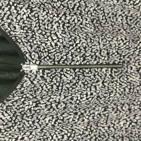 Express Zip Front Tank - Picture 4 of 5